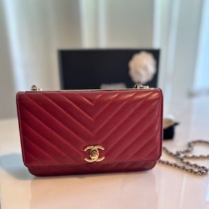 CHANEL Wallet on chain- Burgundy Lambskin - w/box, Authenticity card & more